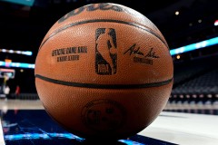 NBA交易窗口：马刺队引援公牛射手马尔卡宁的建议与考量